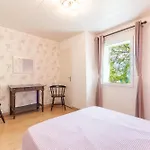 Au Milan D'ore - Pyrenees * Gere-Belesten